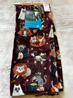 Halloween Cat Blanket Throw - Burgundy Pumpkin & Cats in Costumes NWT
